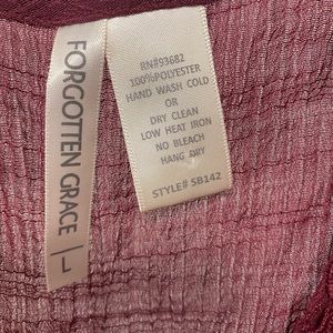 Woman’s blouse